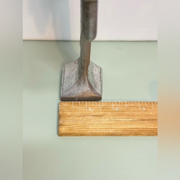 Beautiful Pewter Jesus Christ the Redeemer Standing Statue 7 1/2” tall - Picture 6 of 7